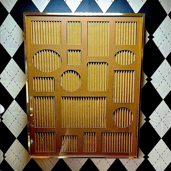 Vintage 21” Photo Frame – Holds 18 Photos, Gold Finish - Very Large - Picture 8 of 14